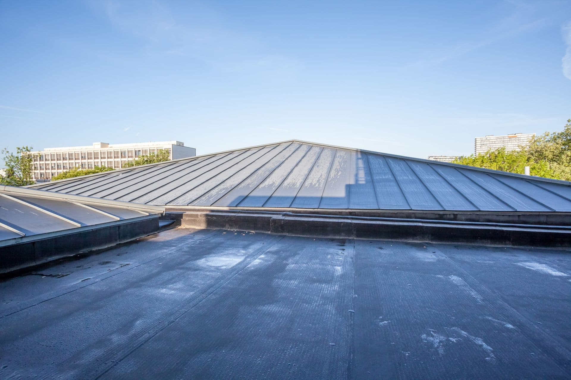 A building with flat roofing.